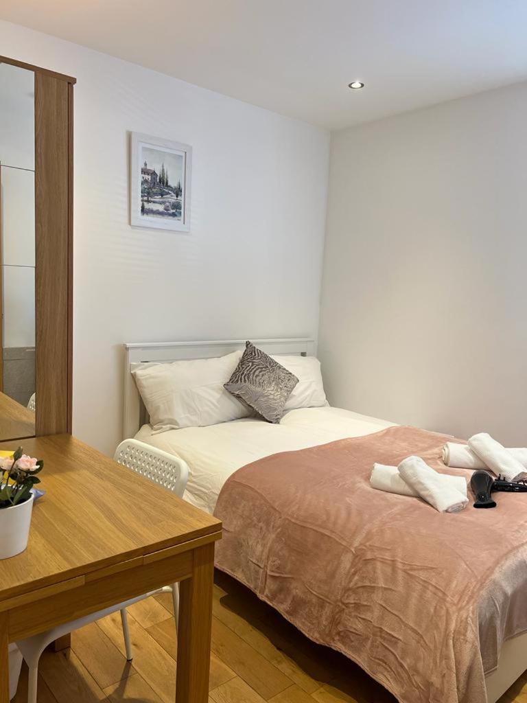 Cosy Private Rooms Near Euston Station, Central Лондон Экстерьер фото