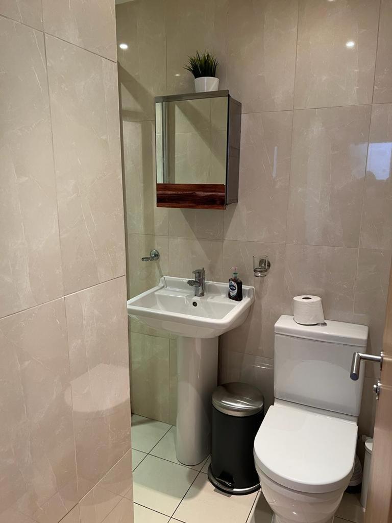 Cosy Private Rooms Near Euston Station, Central Лондон Экстерьер фото